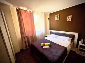 City Double Room | Hypo-allergenic bedding, individually decorated, individually furnished - Harmony Hotel (Tbilisi)