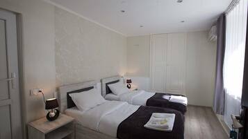 City Twin Room | Hypo-allergenic bedding, individually decorated, individually furnished