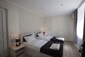 Quarto duplo urbano | Roupas de cama antialérgicas, individualmente decorados