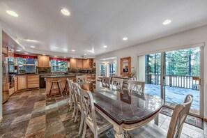 Interior - Black Bear Villa - large 4 BR, 4 BA, hot tub, game room (South Lake Tahoe)