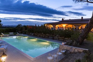 Outdoor pool - La Locanda della Vecchia Hosteria (Gavorrano)