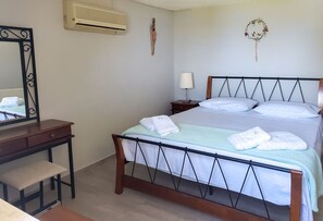 2 habitaciones, tabla de planchar con plancha y wifi gratis