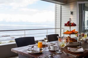 Petit déjeuner anglais compris tous les jours