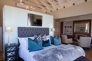 Premier Suite | 1 bedroom, premium bedding, minibar, in-room safe - Tintswalo Boulders (Cape Town)