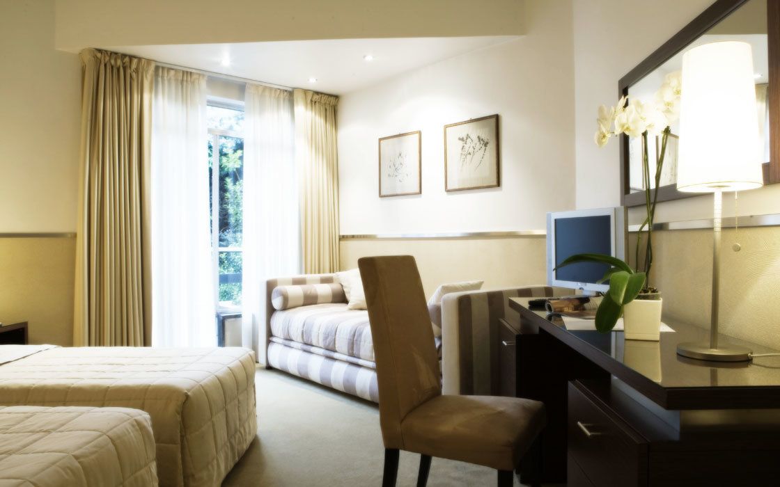 minibar, free wifi, bed sheets, wheelchair access