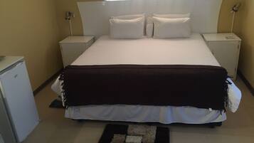 Lyxigt dubbelrum | Skrivbord, gratis wi-fi och sängkläder