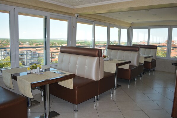 Breakfast, lunch, dinner served; Turkish cuisine 