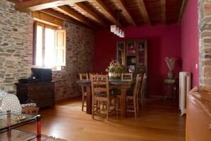 Dining - Peñamora Rural Cottage for 10 people (Migueláñez)