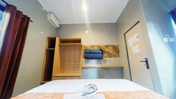 Superior Room | 1 bedroom, premium bedding, desk, bed sheets