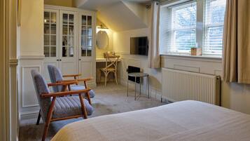 Double Room (Pennine Way) | Individually decorated, individually furnished, blackout drapes