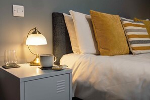 Double or Twin Room (Walkers' Rest) | Individually decorated, individually furnished, blackout drapes