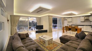 Biệt thự | Phòng khách
