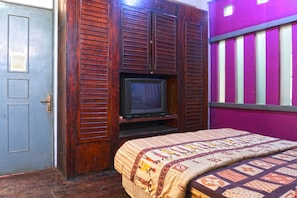 Rom – deluxe | Skrivebord, lydisolert, wi-fi (inkludert) og sengetøy