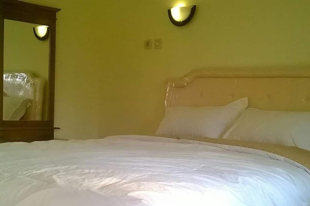 Habitación doble | Escritorio, camas extra y wifi gratis