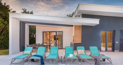 Villa Mariva - beautiful modern built villa with private pool