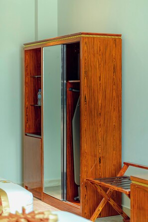 Ảnh chưa phân loại, 3 trong số 63 ảnh, nút