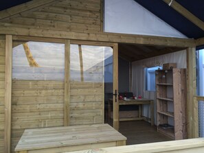 Chalet, 2 Bedrooms, Terrace (Lodge Carrelet - covered with canvas ) | Terrace/patio