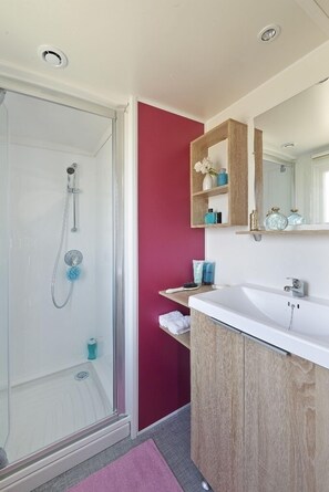 Mobile Home Confort, plusieurs lits, non-fumeur | Salle de bain