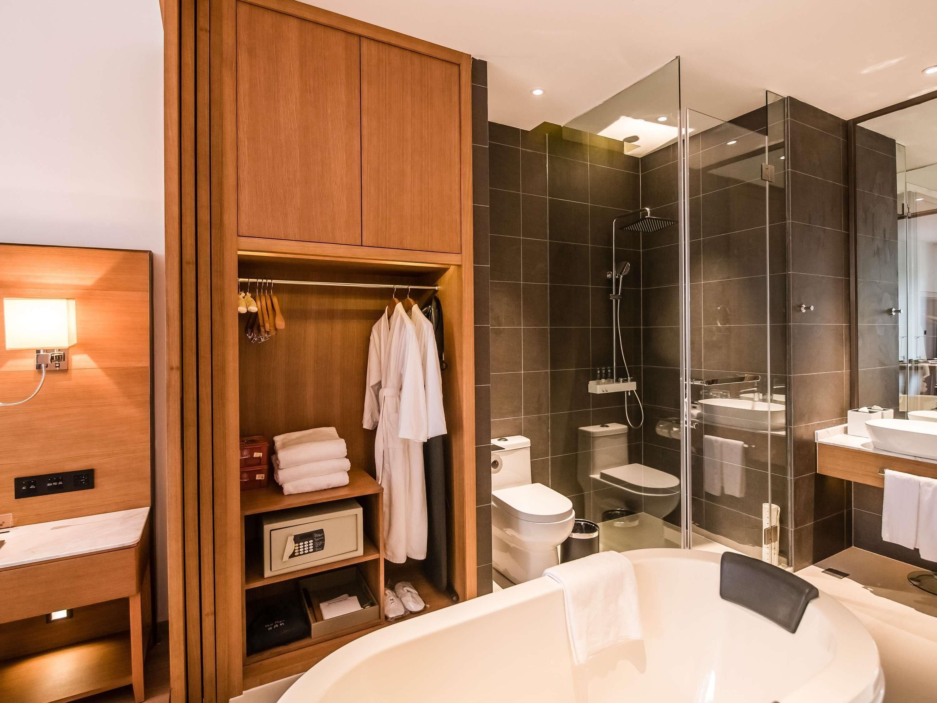 埃及棉床單、高級寢具、記憶床墊、免費迷你吧物品