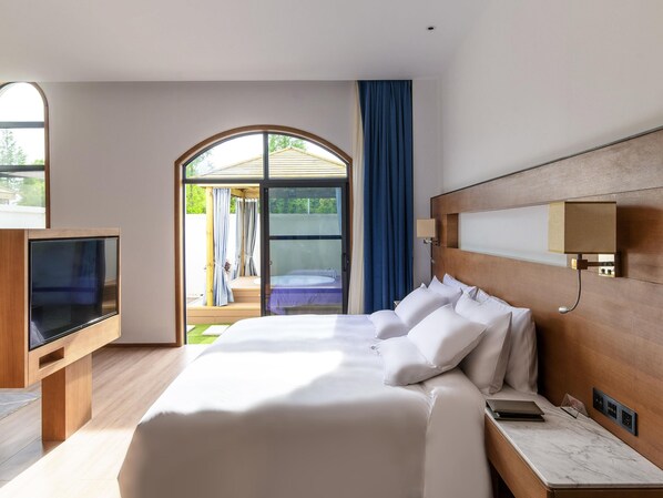 Deluxe Suite, 1 King Bed