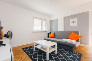 Apartment | Living room | LCD TV