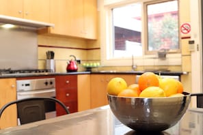 Familie huis, 2 slaapkamers | Kamervoorziening
