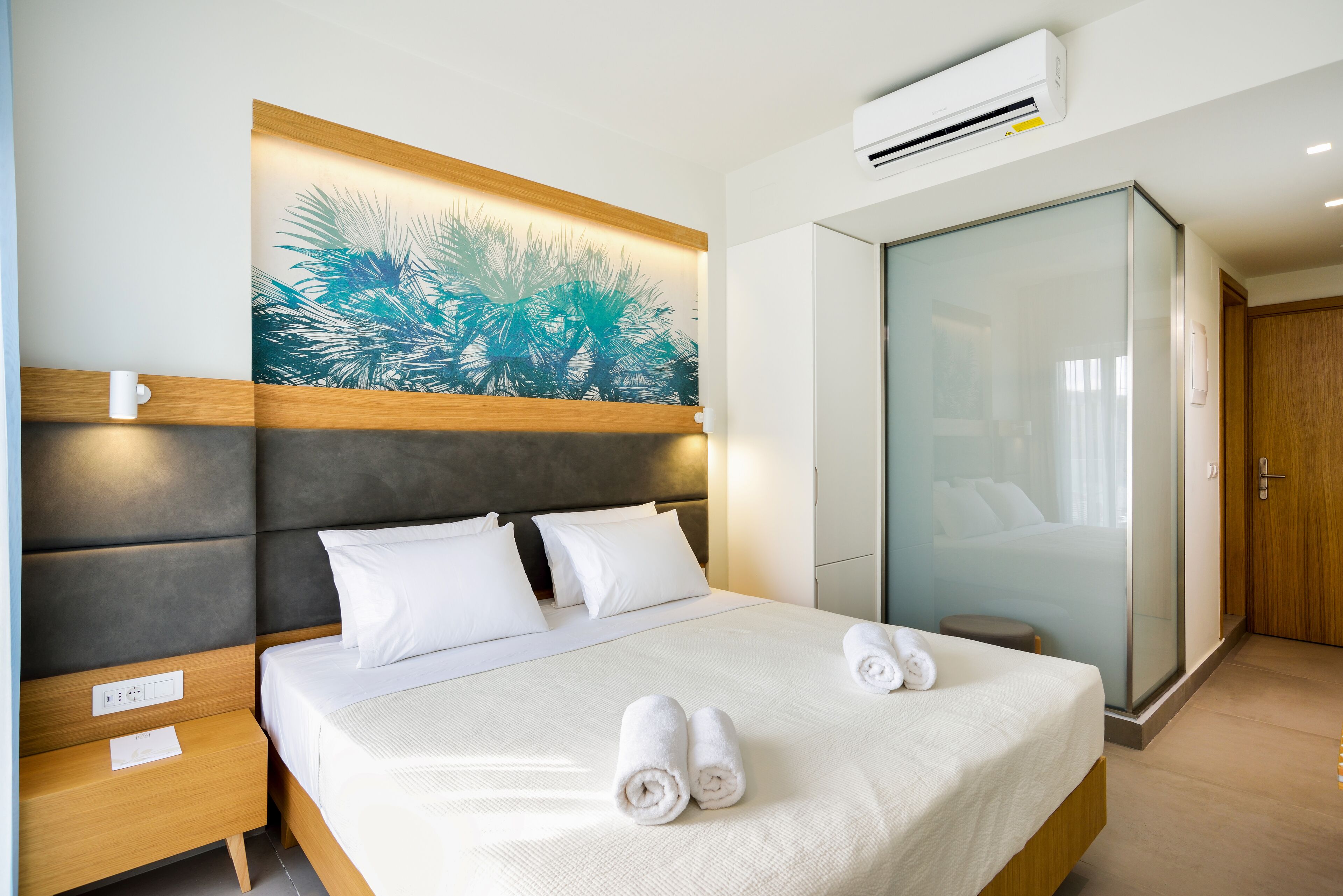 Classic Room with Balcony