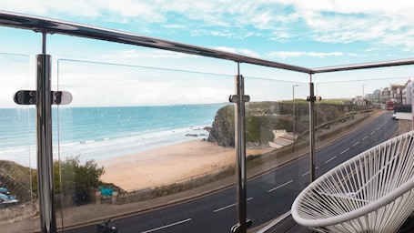 1 bedroom, desk, iron/ironing board, cribs/infant beds