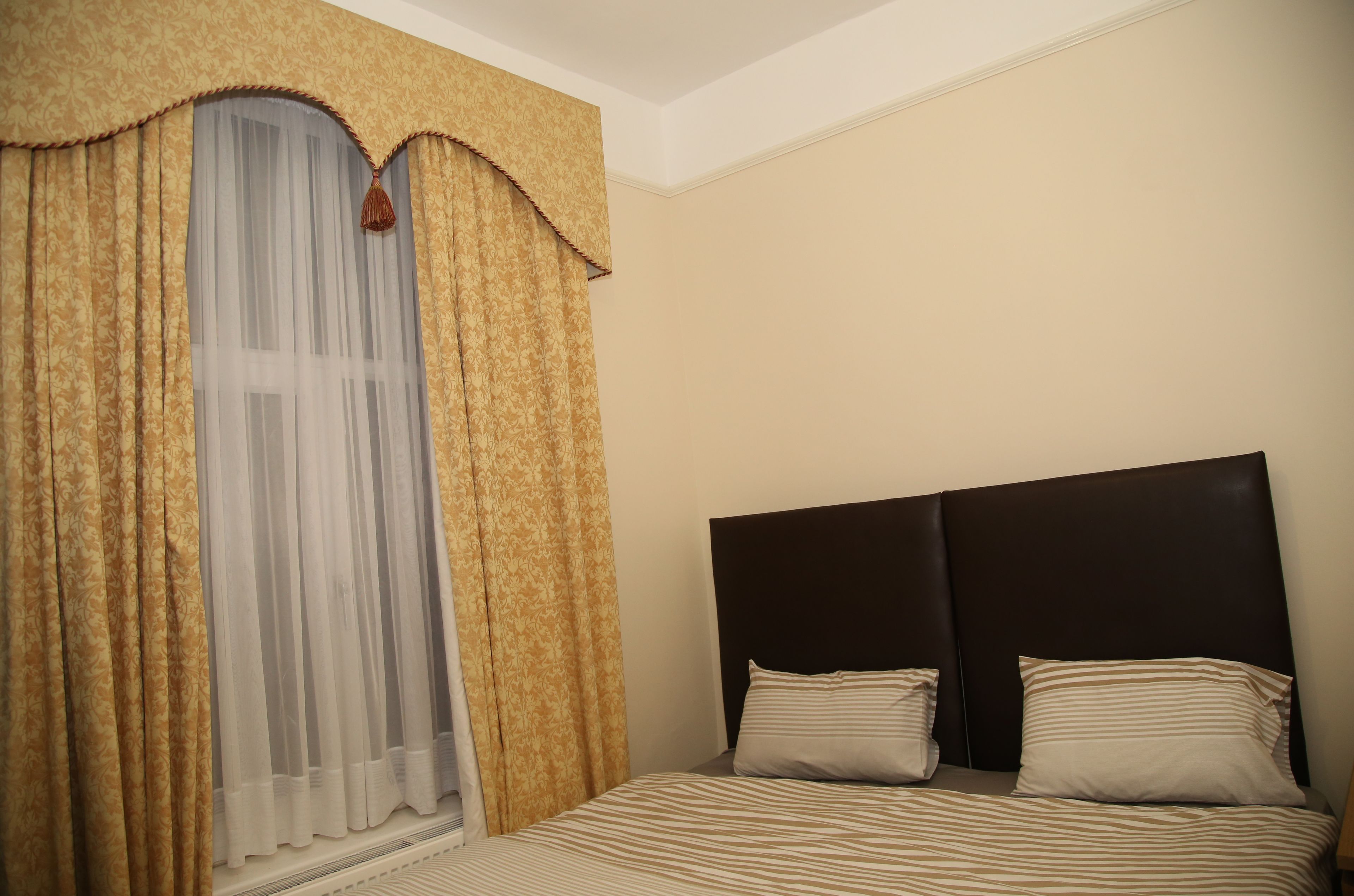 Chambre Deluxe avec lits jumeaux, salle de bains attenante | Décoration personnalisée, ameublement personnalisé