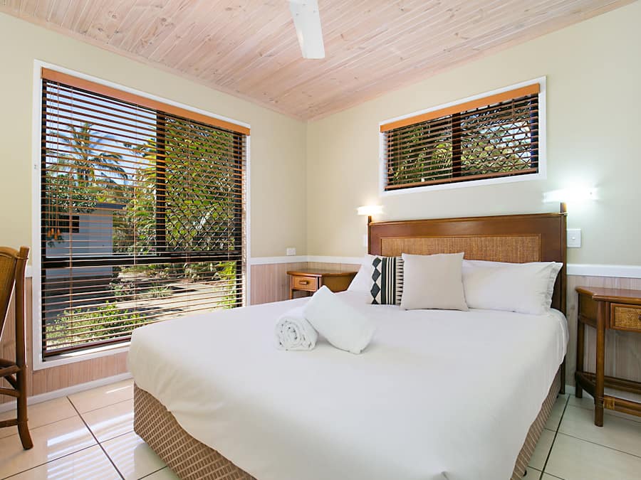 Vila, 2 quartos | Cofres nos quartos, ferros/tábuas de passar roupa, roupa de cama