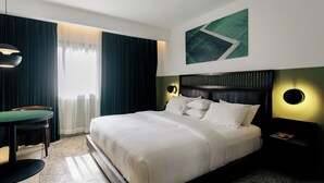 Standard Double Room, 1 Queen Bed, Garden View