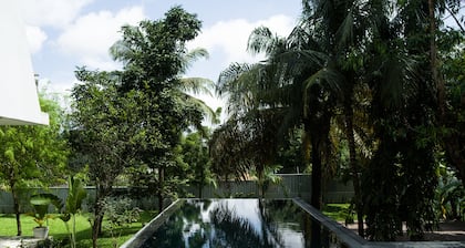 Lepic Villa Hotel