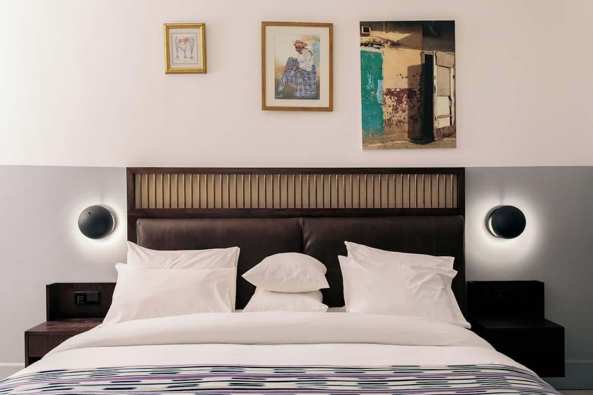 Quarto casal standard, 1 cama Queen, vista para o jardim | 1 quarto, roupas de cama de algodão egípcio, roupas de cama premium