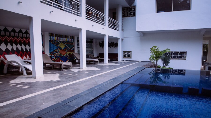 Lepic Villa Hotel