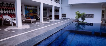 Lepic Villa Hotel