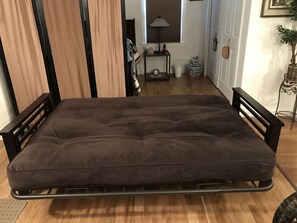 1 makuuhuone, silitysrauta/-lauta, ilmainen Wi-Fi, vuodevaatteet