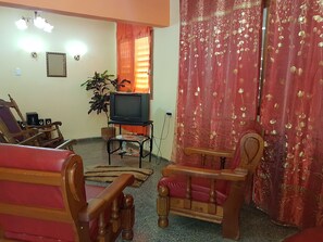 Double or Twin Room | Soundproofing, iron/ironing board, wheelchair access