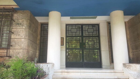 Entrada de la propiedad