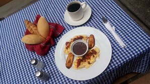 Breakfast meal - Banana Azul (Antigua Guatemala)