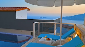Outdoor pool - Villa Moonlight (Kas)
