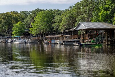 Camp Mack Lodge, Marina & RV Resort