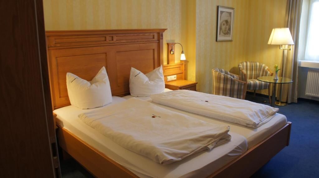 minibar, in-room safe, desk, blackout curtains