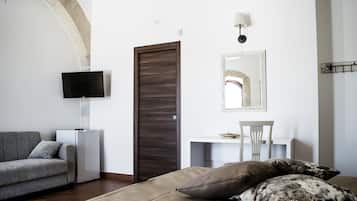 Klassieke kamer, 1 twee- of 2 eenpersoonsbedden, op benedenverdieping | 1 slaapkamer, individueel gedecoreerd, individueel gemeubileerd