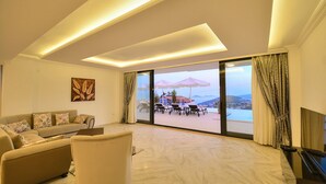 Villa | Living room | LCD TV