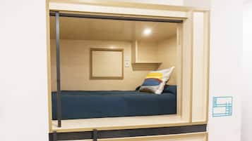 Premium bedding, in-room safe, soundproofing, free WiFi
