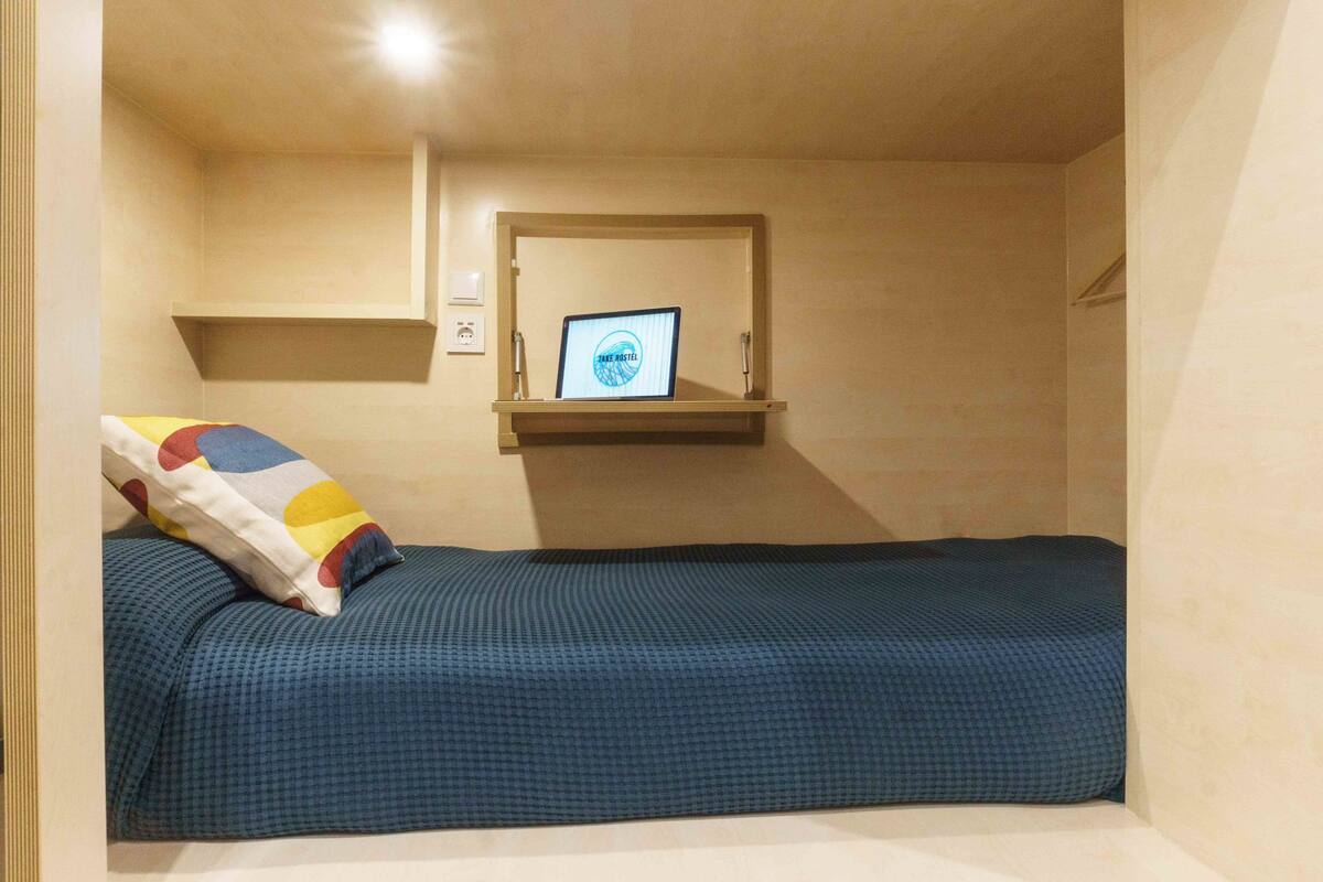 高級寝具、セーフティボックス (室内)、防音設備、WiFi (無料)