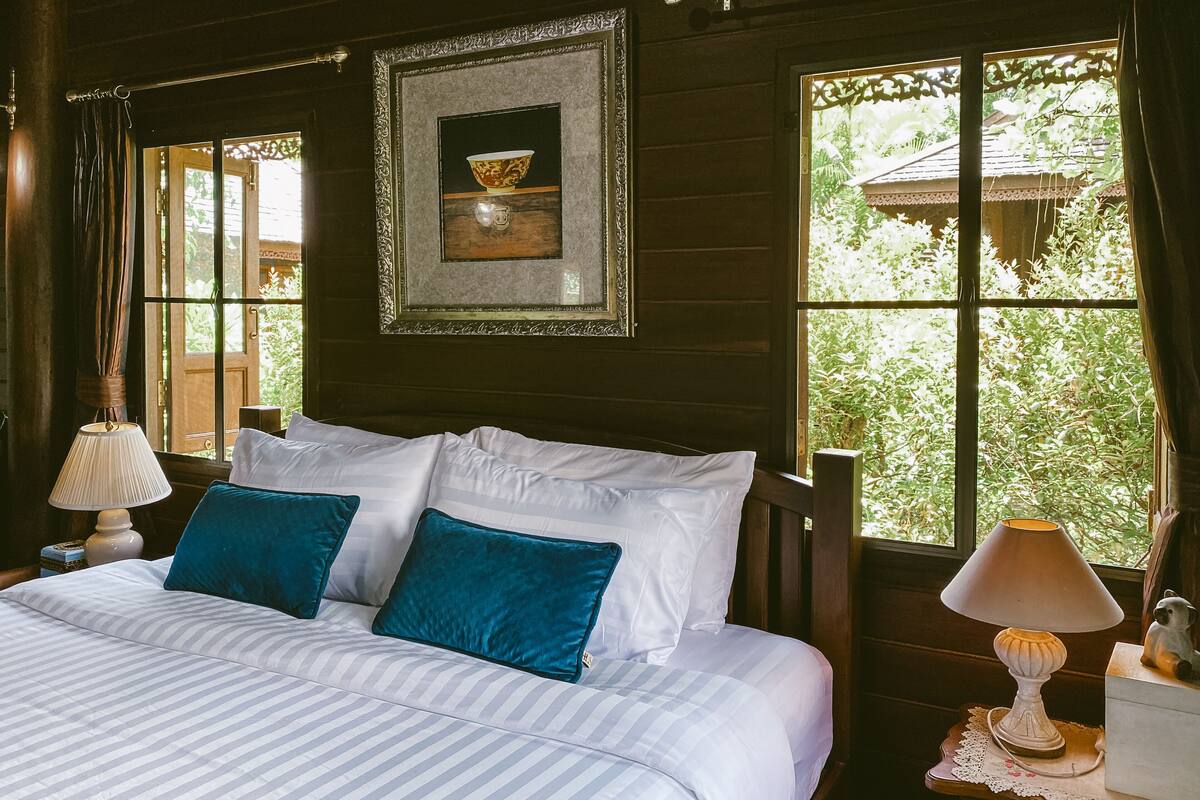 superior suite | 1 bedroom, free minibar items, blackout curtains, free wifi