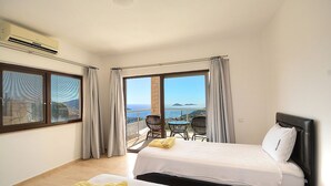 4 chambres, bureau, fer et planche à repasser, Wi-Fi gratuit