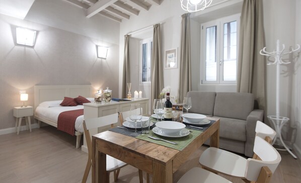 Comfort Studio, 1 Queen Bed with Sofa bed, Kitchen - Le Fiorentine Boutique Apartments (Florence)