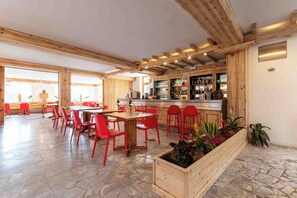 Restaurant -  Miravalle Supersport Hotel (Forni Avoltri)